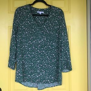DR2 Green, White & Berry Floral Top 3/4 Sleeve Lg